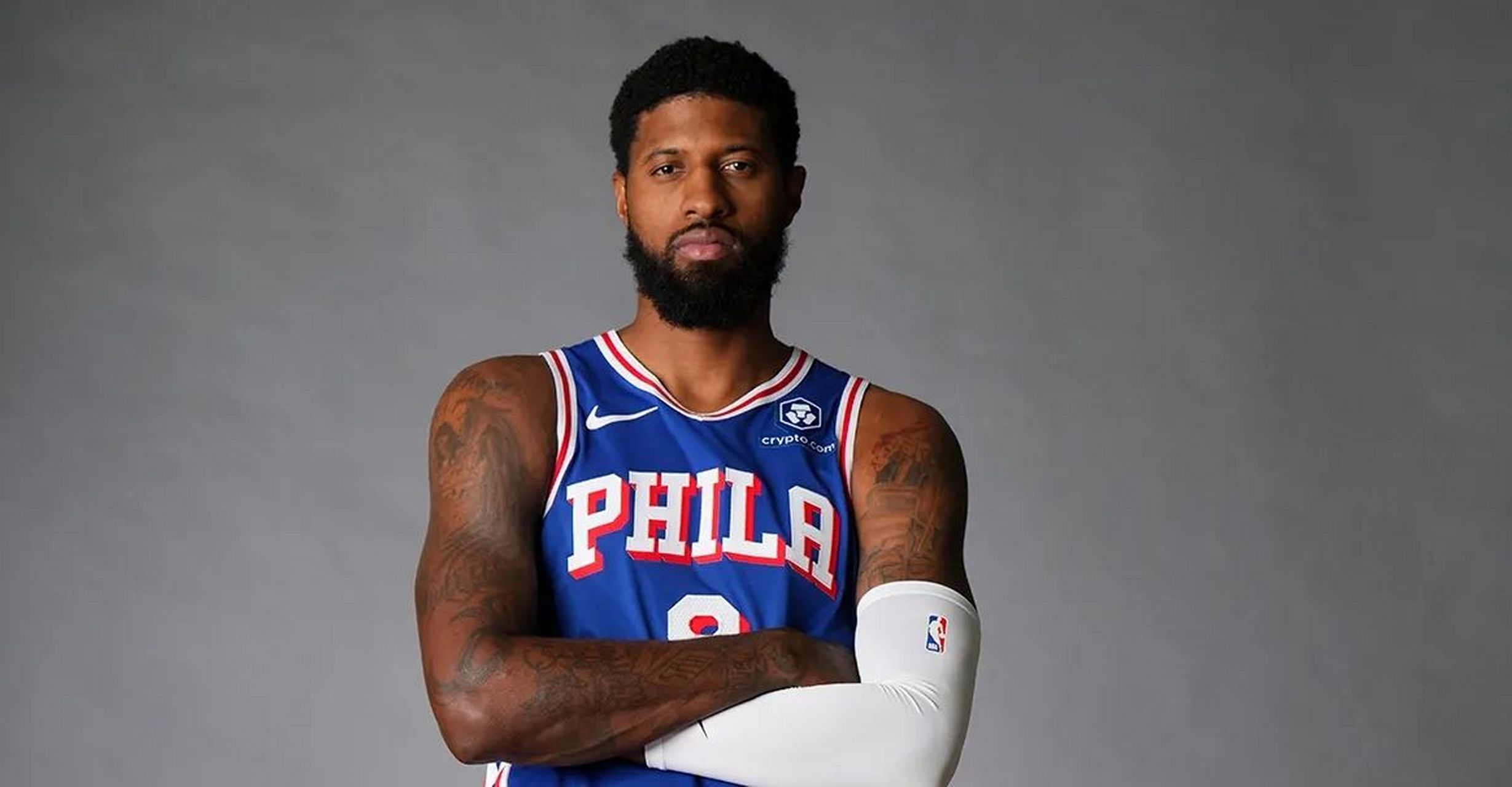 跟队：邓弗里斯脚踝疼痛未消除，可能告别2025年剩余比赛（队记：邓弗里斯脚踝伤势未愈，恐无缘2025年剩余赛程）