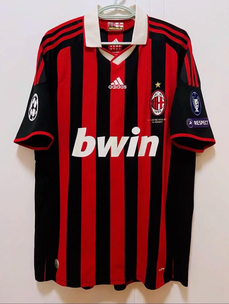 受到皇马和拜仁关注的球员施蒂乐也进入了阿森纳的视野（阿森纳将目光投向已获皇马与拜仁关注的施蒂乐）