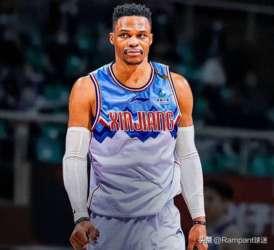 小卡纳瓦罗：在我哥光环下成长压力很大；我始终爱着那不勒斯（小卡纳瓦罗：哥哥光环压得我不轻，但我对那不勒斯的爱从未改变）