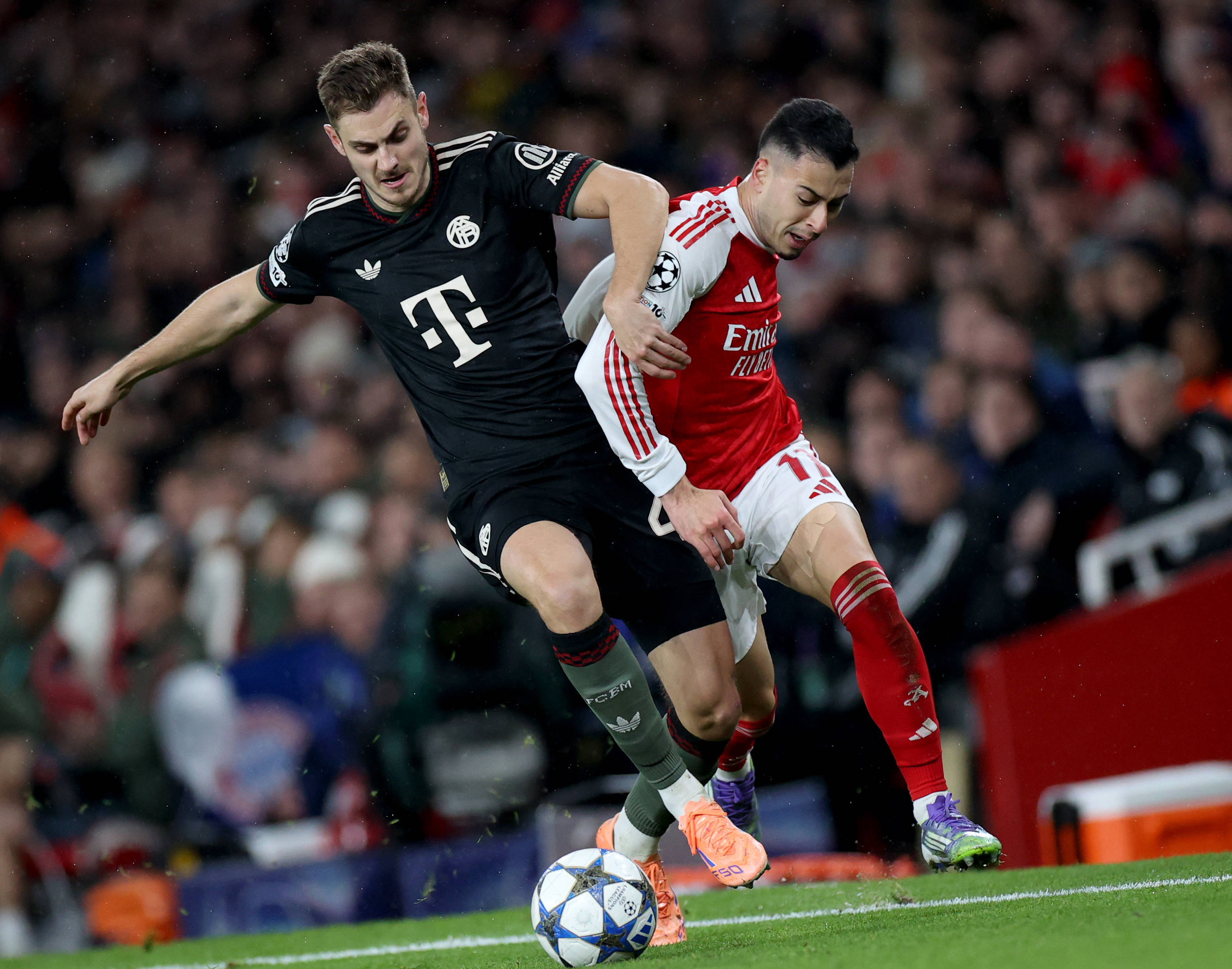 爆冷！凯尔特人138-129击败魔术，霍华德空砍30分难救主（冷门！凯尔特人138-129力擒魔术，霍华德轰30分仍难挽败局）