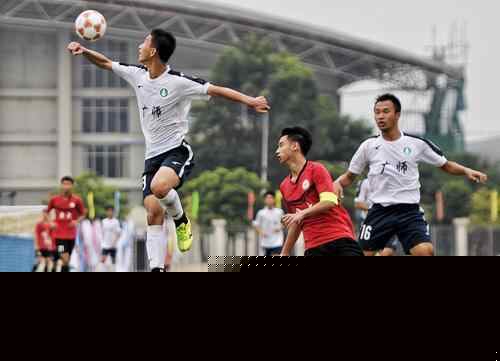 诺丁汉森林传奇约翰·罗伯逊去世，曾助森林两夺欧冠（诺丁汉森林名宿约翰·罗伯逊逝世，曾助队两夺欧冠冠军）