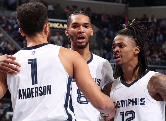 对利物浦攻入两球，德里乌赫：仍感觉不真实，当机会出现我把握住了（德里乌赫对利物浦梅开二度：仍觉不真实，机会来时我抓住了）