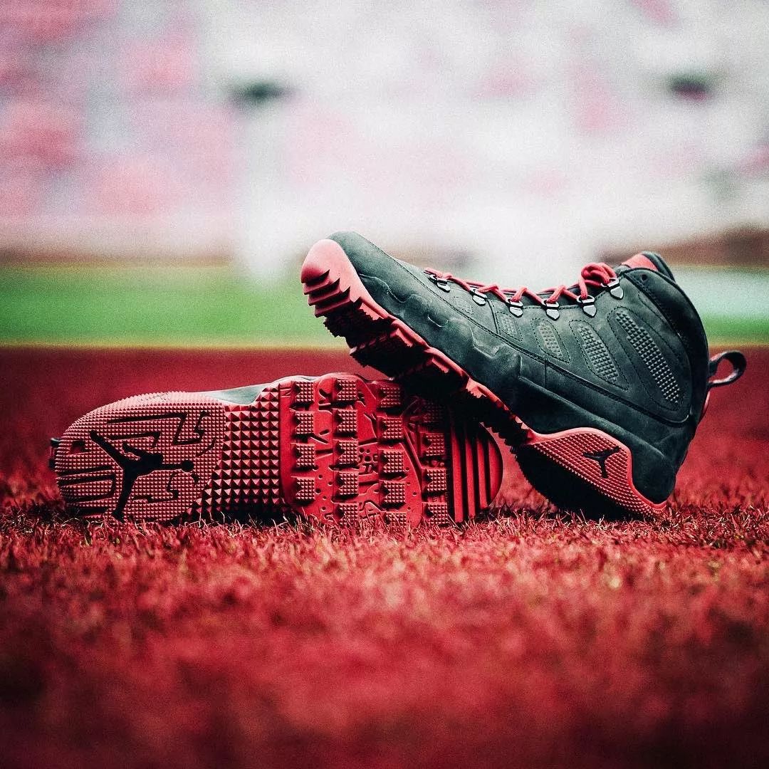 马拉多纳之子力挺孔蒂：他是足球史上最具冠军底蕴的教练之一（马拉多纳之子站台孔蒂：他是足坛最具冠军气质的名帅之一）