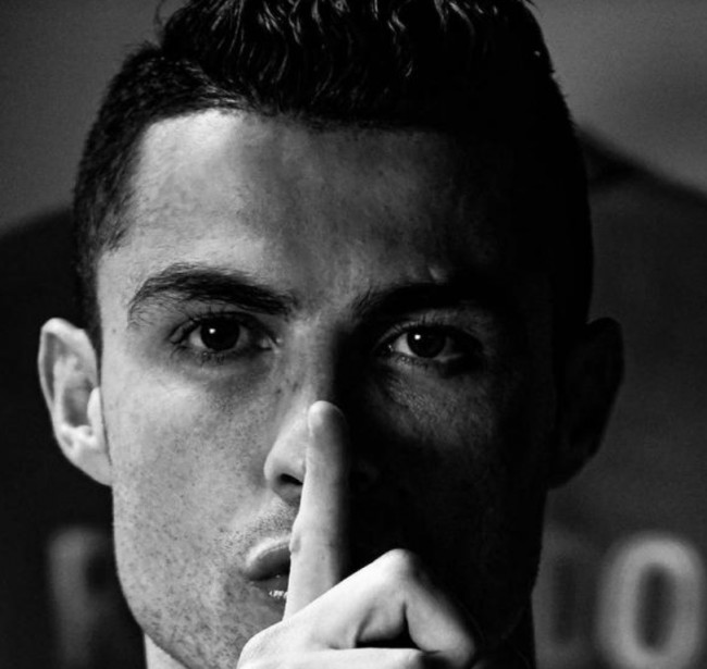 劳塔罗国米生涯欧冠62次出场并列队史第二，仅次于萨内蒂（劳塔罗在国米欧冠累计62场，追平队史第二位，仅次于萨内蒂）