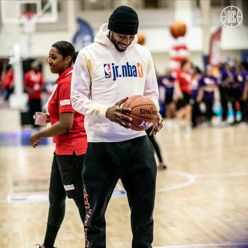 埃泽：阿尔特塔的热情有感染力，我已完全融入阿森纳的环境中（埃泽称赞阿尔特塔激情富有感染力：我已完全融入阿森纳）