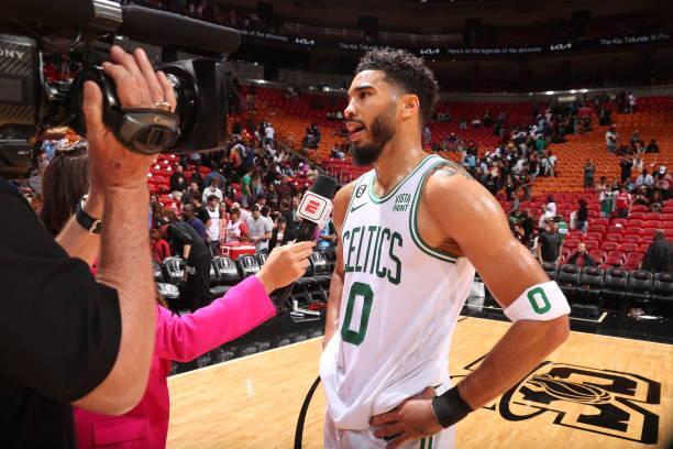 尤文vs乌迪内斯：伊尔迪兹、乔纳森-戴维首发，麦肯尼出战（尤文迎战乌迪内斯：伊尔迪兹、乔纳森-戴维首发，麦肯尼在列）