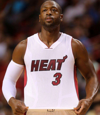 福苏-门萨：曼联青训以前规矩相当严格，比如必须穿黑色球鞋（福苏-门萨称曼联青训曾严苛到球鞋仅限黑色）