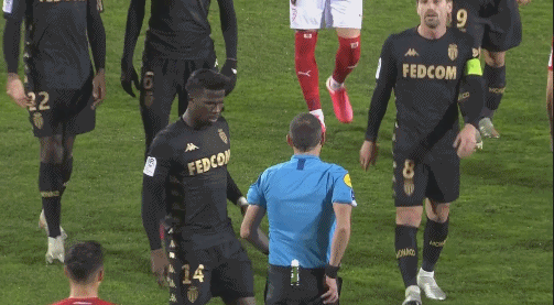 莫雷托：签维卡里奥难度大，国米密切关注弗赖堡门将阿图博卢（莫雷托：维卡里奥引进难度较大，国米紧盯弗赖堡门将阿图博卢）