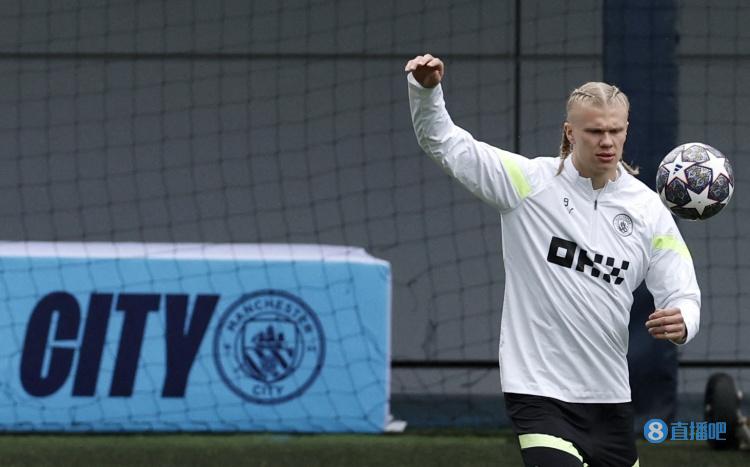 迪亚洛：球队体系取决于对手，有时候也踢442和433阵型（迪亚洛：体系随对手而变，偶尔排出442或433）