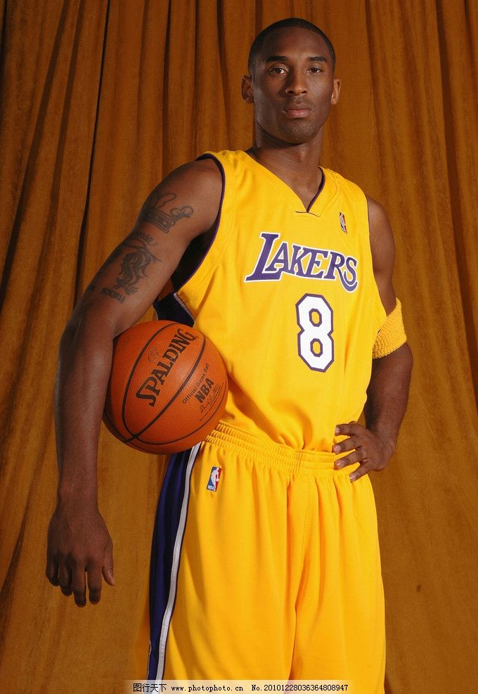 经纪人：埃切韦里可能去赫罗纳或黄潜；曼城不同意他回河床（经纪人：埃切韦里或加盟赫罗纳／比利亚雷亚尔，曼城不允其回归河床）