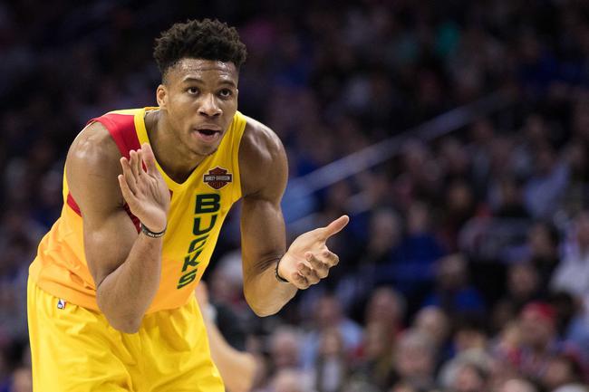 皇马青年军再战欧洲！青年欧冠32强对阵马赛，未来之星即将绽放（皇马小将再征欧战：青年欧冠32强迎战马赛，明日之星蓄势待发）