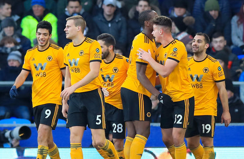 中足联和英超联合举办青训交流会，三家英超劲旅代表出席（中足联携手英超举办青训交流会，三大英超豪门代表到场）