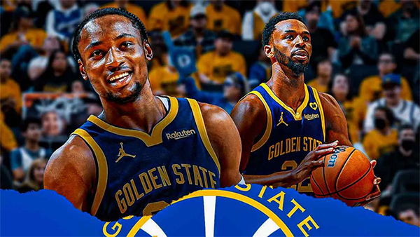 WTT总决赛：孙颖莎4-0横扫长崎美柚，晋级四强将战蒯曼（WTT总决赛：孙颖莎4-0完胜长崎美柚，挺进四强将对阵蒯曼）