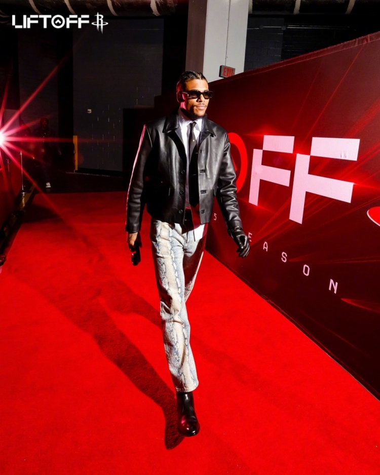 阿森纳客战布鲁日：哲凯赖什、马丁内利首发，马杜埃凯出战（阿森纳做客布鲁日：哲凯赖什携马丁内利首发，马杜埃凯上阵）