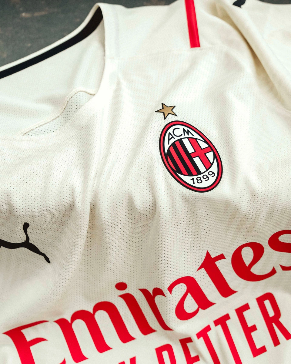 巴恩斯暴露进攻短板，近20次出手，命中率仅为33.3%（巴恩斯进攻端遇瓶颈，近20次出手命中率仅33.3%）