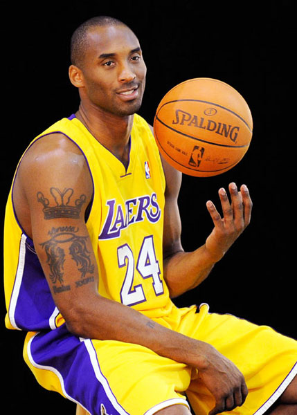 马卡：马斯坦托诺将进行保守治疗，康复过程严格遵循渐进原则（马卡：马斯坦托诺选择保守治疗，康复将严格循序渐进）