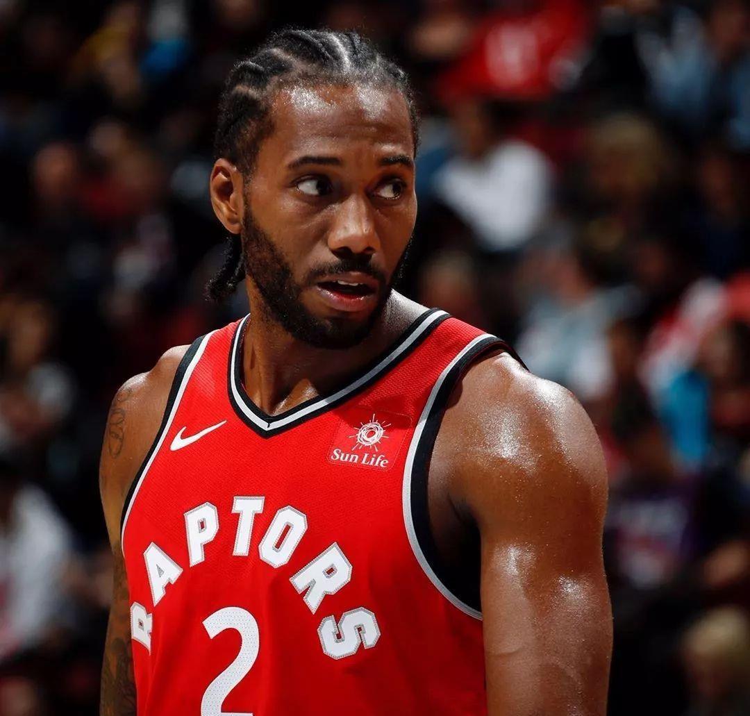 半场战报：弗赖堡2-0美因茨，格里福建功，库布勒破门（半场速报：弗赖堡2-0领先美因茨，格里福和库布勒相继破门）